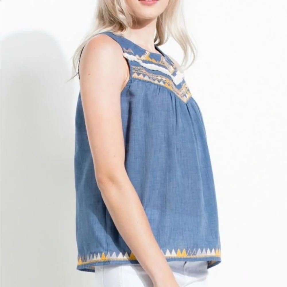 NWOT THML Embroidered Chambray Top - Picture 3 of 8